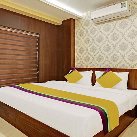 Itsy Hotels Sapphire Residency Manjeri Bagian luar foto