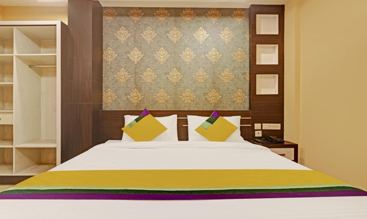 Itsy Hotels Sapphire Residency Manjeri Bagian luar foto