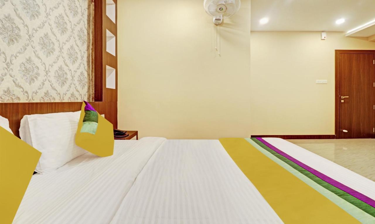 Itsy Hotels Sapphire Residency Manjeri Bagian luar foto